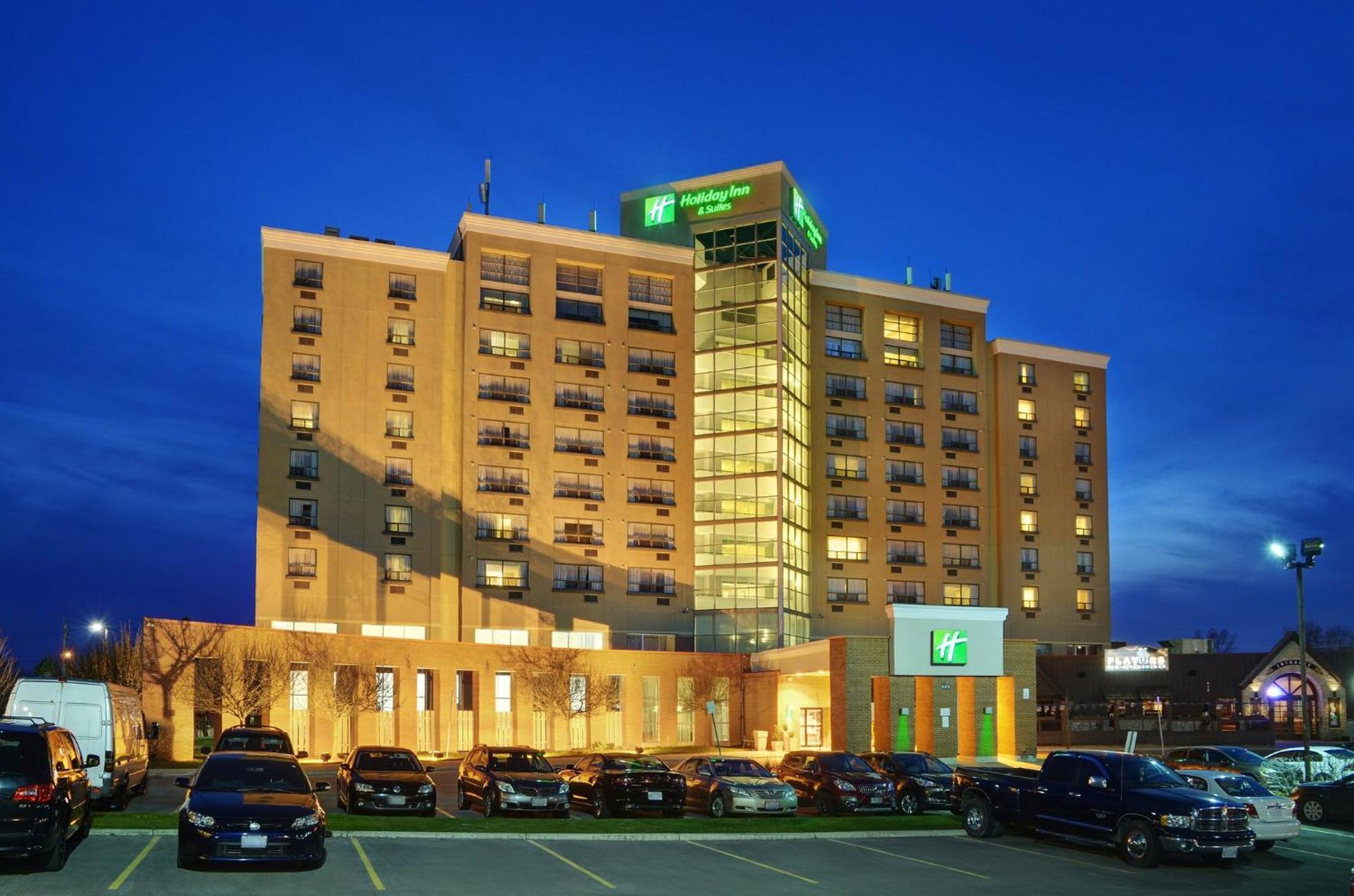 Holiday Inn Hotel & Suites London By Ihg Exterior foto